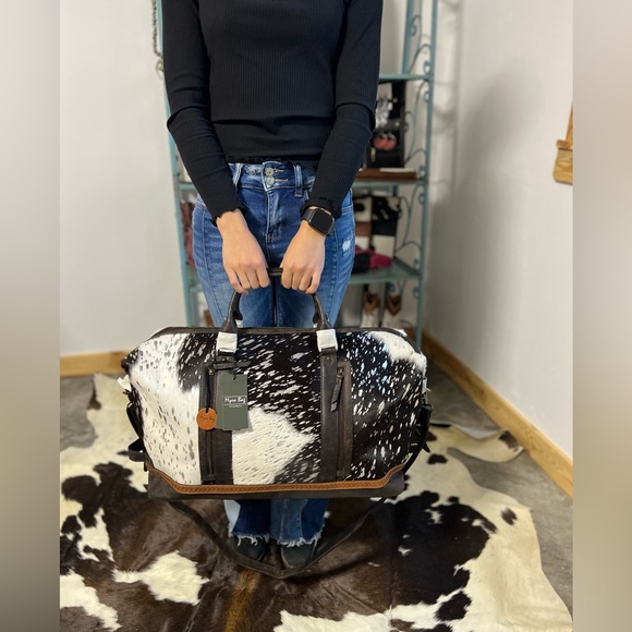 Stunning Acid Silver Cowhide Genuine Leather Womens Duffle Duffel XL Travel Bag - Picture 3 of 16